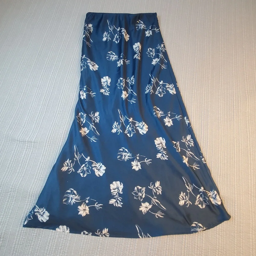 Urban Outfitters Floral Maxi Skirt Teal Blue White Satin A-Line Size Medium